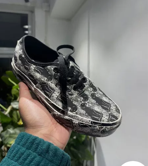 vans oc 有点小污渍 特价福利 感兴...