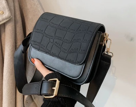 高级质感包包2021新款潮百搭法国小众设计...