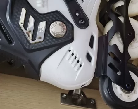 正版乐秀RX5轮滑鞋，当初买来社团活动，就...