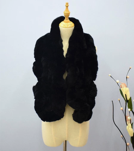 皮草兔毛荷叶边围巾，獭兔毛的，长1.1米，加长款 感兴趣的话...