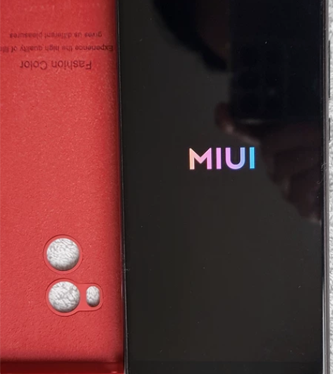 小米mix2   黑色 闲置很久了，现在拿...