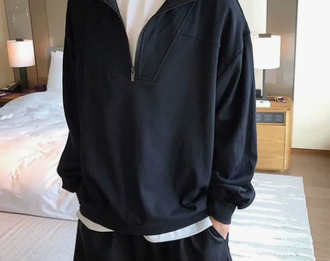 仅穿过一次 春秋季翻领半拉链休闲黑白pol...