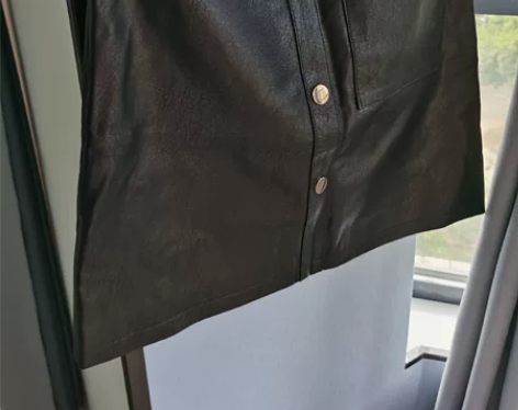 全新CCDD皮半裙A字裙25码 155/6...