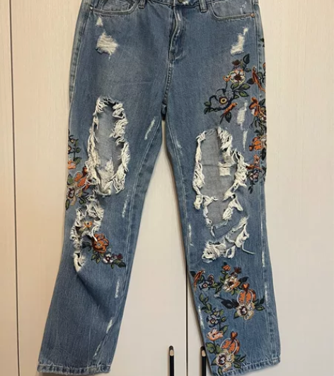 miss sixty破洞牛仔裤26码，腰围76cm，裤长90...