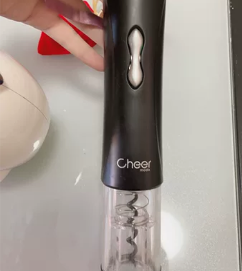 红酒电动开酒器。开瓶器。 用过一次，搬家出...