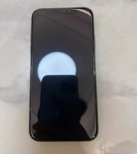 iphone x 64g 95新 边框一点...