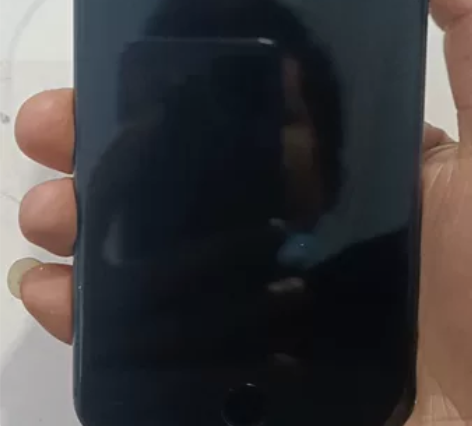 苹果8plus，屏幕换过外屏，电池更换过，...