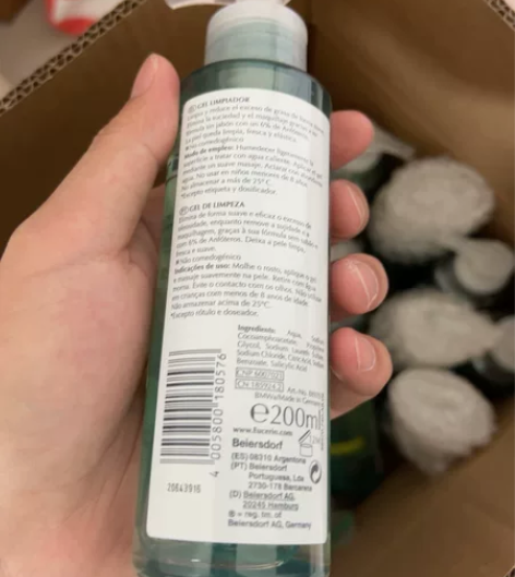 现货Eucerin 优色林 控油调理洁面啫...