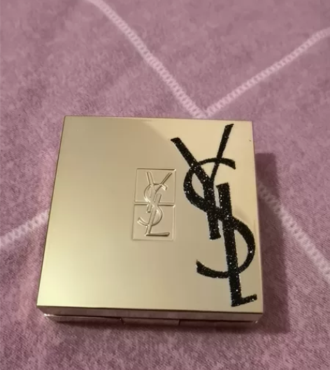 ysl 粉底盒子 可替换芯子??全新未拆封...