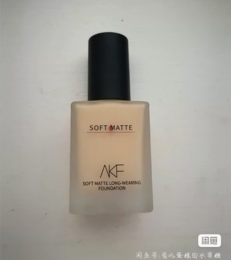 akf粉底,用过2次,注:拍下不退换 感兴...