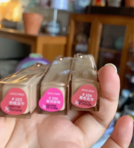 酵色太妃糖口红还有104、106 使用过一...