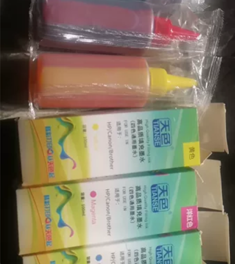 天色高品质充填墨水 新的没开封 价钱合适...