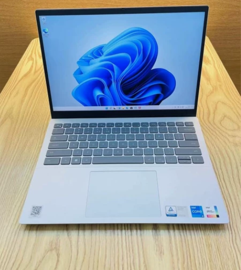 dell灵越14pro 5420银色女生轻...