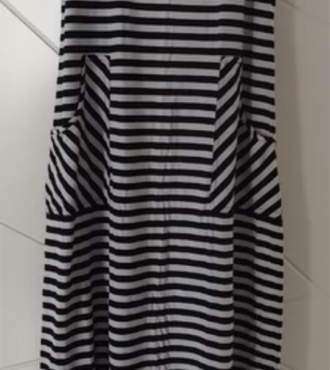 全新 凡客诚品 白色藏蓝色条纹无袖长裙 有...