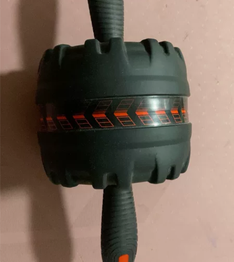 索维尔自动回弹健腹轮，京东购入，买了没怎么...