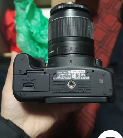 佳能750D18.55镜头2900元，自提...