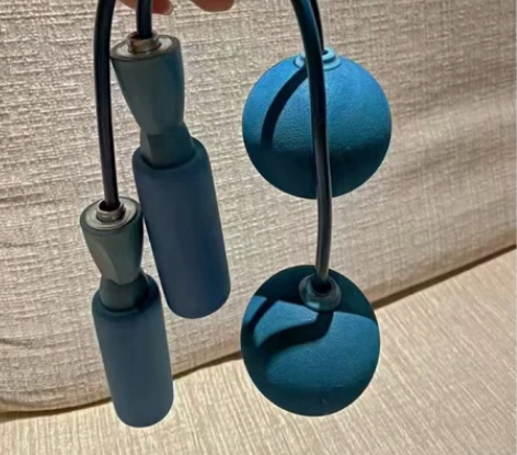 【便宜处理】两用健身无绳跳绳负重球健身运动...