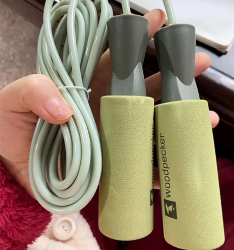 【全新包邮9.9】啄木鸟跳绳健身减肥运动成...