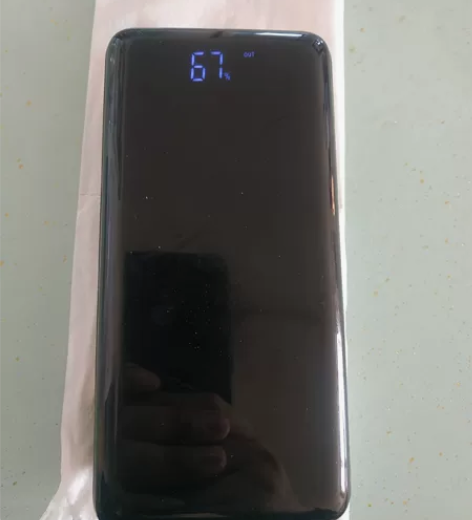 闲置不用了品牌充电宝低价转让出售，22年4...