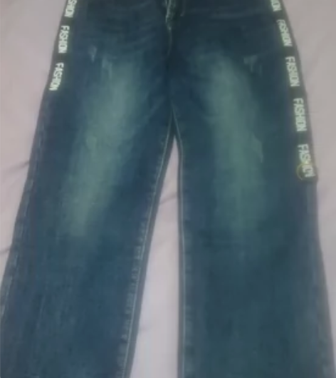 全新加绒牛仔裤！质量非常好！ 感兴趣的话点...