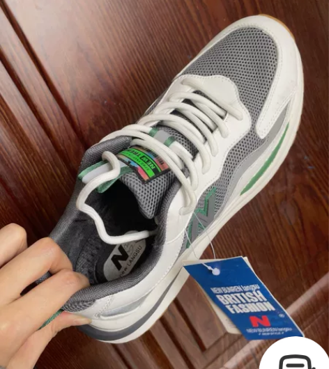 新百伦复刻版，还未拆吊牌，包装找不到了！男...