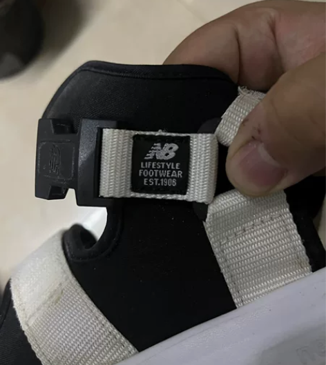 正品新百伦凉鞋 感兴趣的话点“我想要”和我...