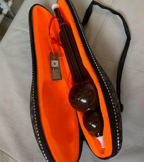 葫芦丝 孩子不学了 没兴趣 没吹几回 闲...