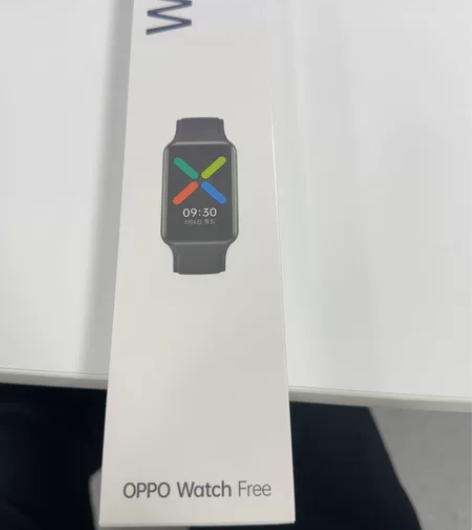 年会中的OPPO watch free N...