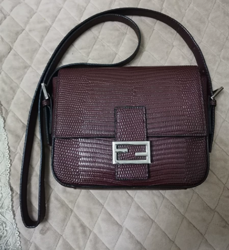 女包气质简约手提包时尚百搭单肩斜挎包 如图...