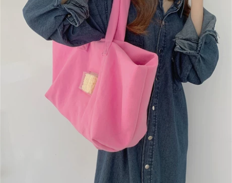 手提包包女2021新款网红同款泡面包呢子方...