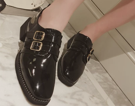 春季新款英伦风复古方头女鞋漆皮双排扣低跟单...