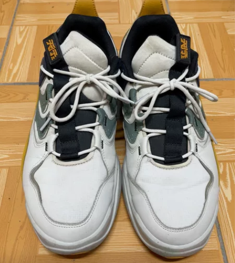 安踏休闲运动鞋 感兴趣的话点“我想要”和我...