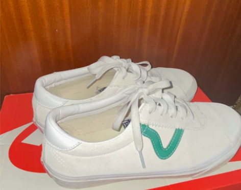 出一双vans 感兴趣的话点“我想要”和我...