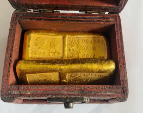 上次回乡下翻出来的 不知道是什么东西,不知...