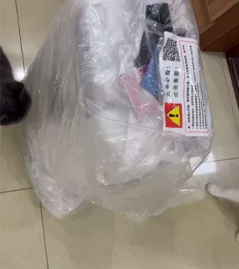 Lucky Club前置电脑行李箱男女密码...