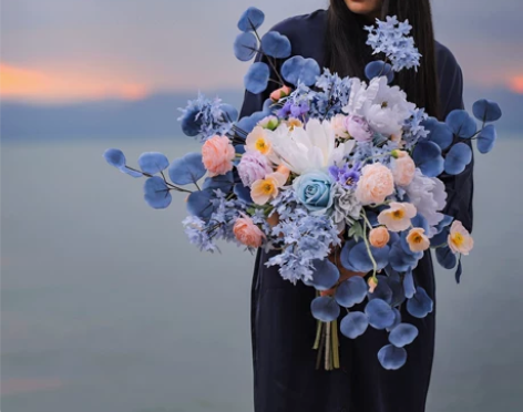 ins梦幻蓝色婚礼花艺仿真花束手捧花家居壁...