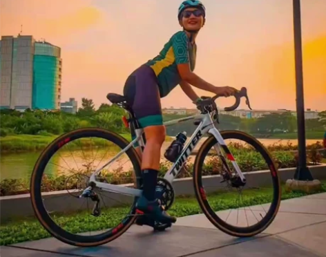 骓特碳纤维公路车自行车爬坡公路自行车男女公...