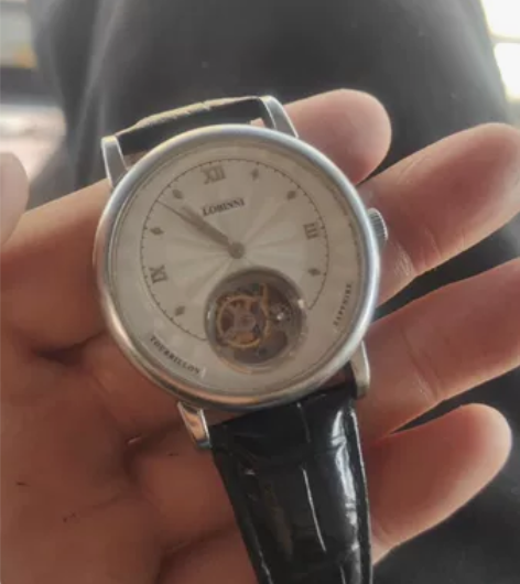 罗宾尼陀飞轮手表 感兴趣的话点“我想要”和...