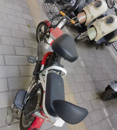 台铃48v12安    可以上牌 感兴趣的...