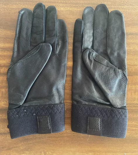 耐克棒垒球打击手套 S码。小羊皮手套。尾货...