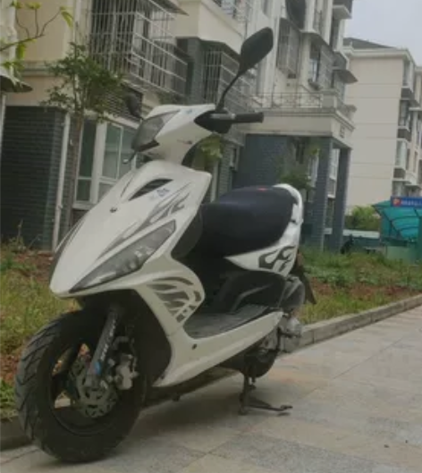 18年上牌 车子现目前有手续 无手续卖裸车...