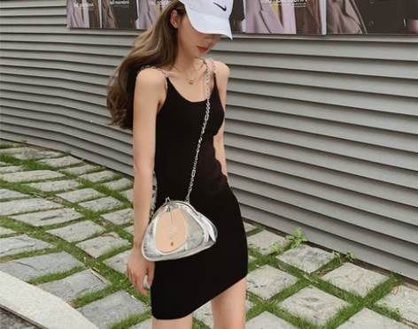 ?秋季修身显瘦内搭打底裙紧身针织吊带连衣裙...