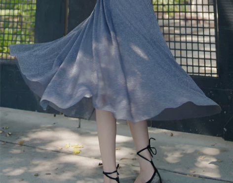 大喜自制 秋季宽松长款a字裙 如图色 超级...