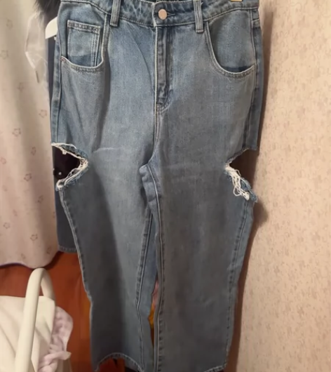 Only破洞阔腿牛仔裤,专柜购买 S号,腰...