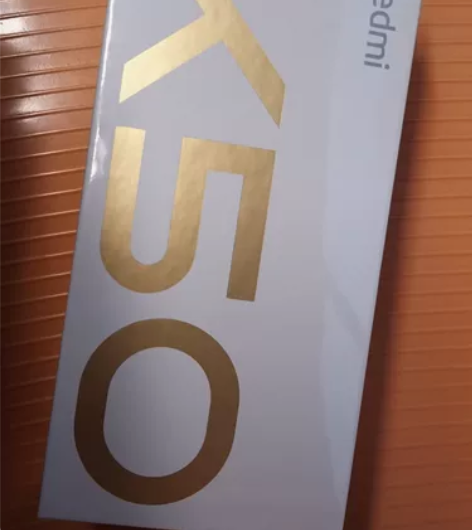 卖红米K50 12+256g 银迹 全新未...