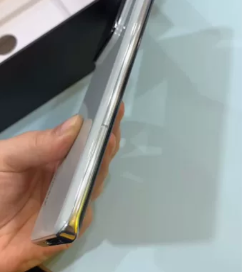小米13Pro，12+256，旷野绿。轻微...
