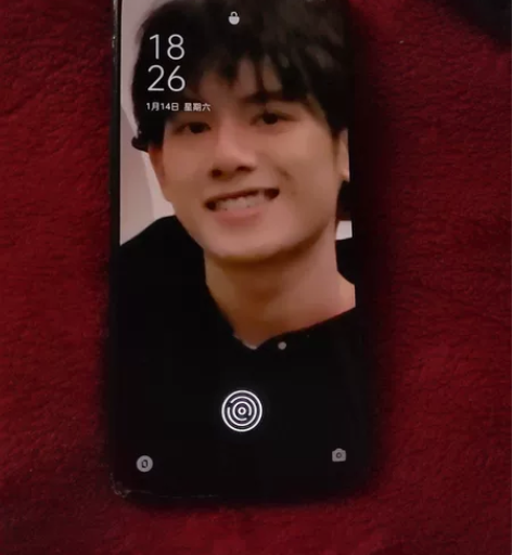 OPPO Reno手机 换新 感兴趣的话点“我想要”和我私聊...