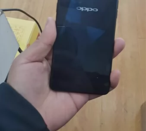 oppo a3百元 备用机 感兴趣的话点“...