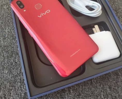 vivox21几乎全新的正版手机，只用了一...