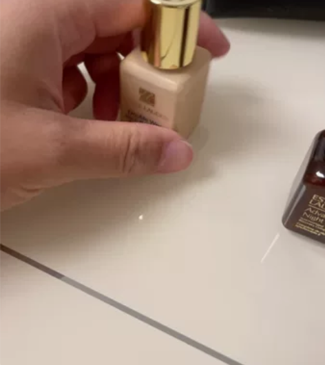 雅诗兰黛dw粉底小样1W1，雅诗兰黛精华小...
